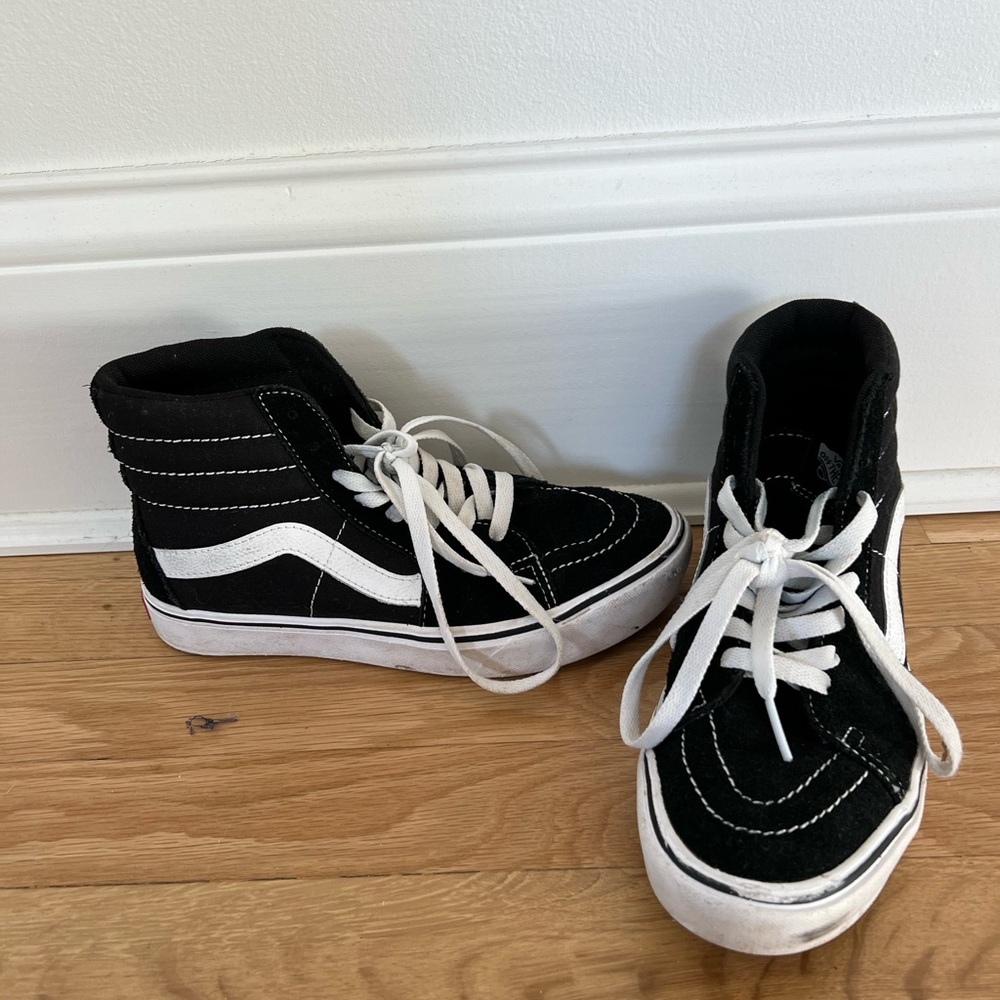 Black high top vans